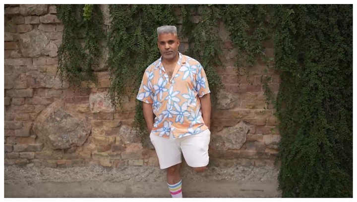 Bez servítky, Tony Moisés